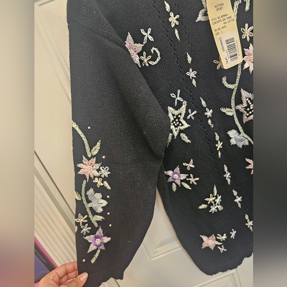 Vintage, knit, black, Victoria, embroidered, casual, sweater, 90s, 2000s, barbie - Picture 3 of 11